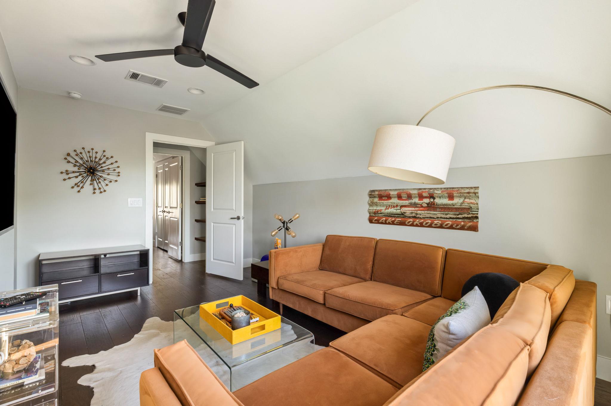 308 W North Loop BLVD # 1 — photo 21