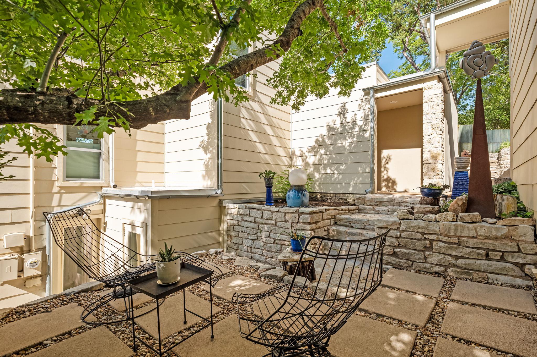 5932 Highland Hills DR — photo 28