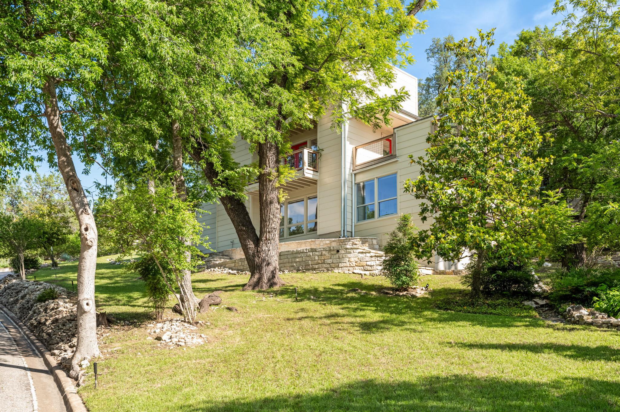 5932 Highland Hills DR — photo 30